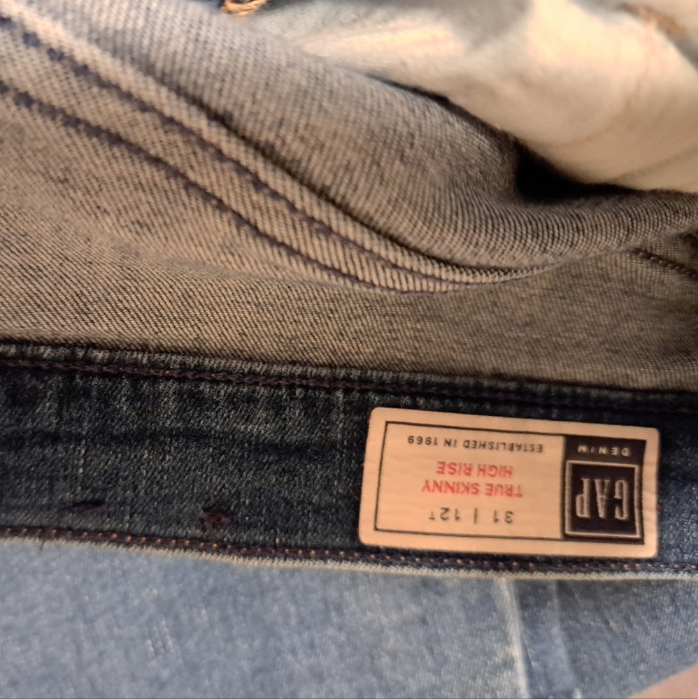Gap "True Skinny High Rise" Jeans